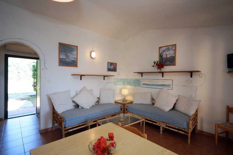 Residence Baia Salinedda Capo Coda Cavallo Eksteriør billede