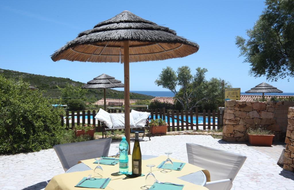 Residence Baia Salinedda Capo Coda Cavallo Eksteriør billede