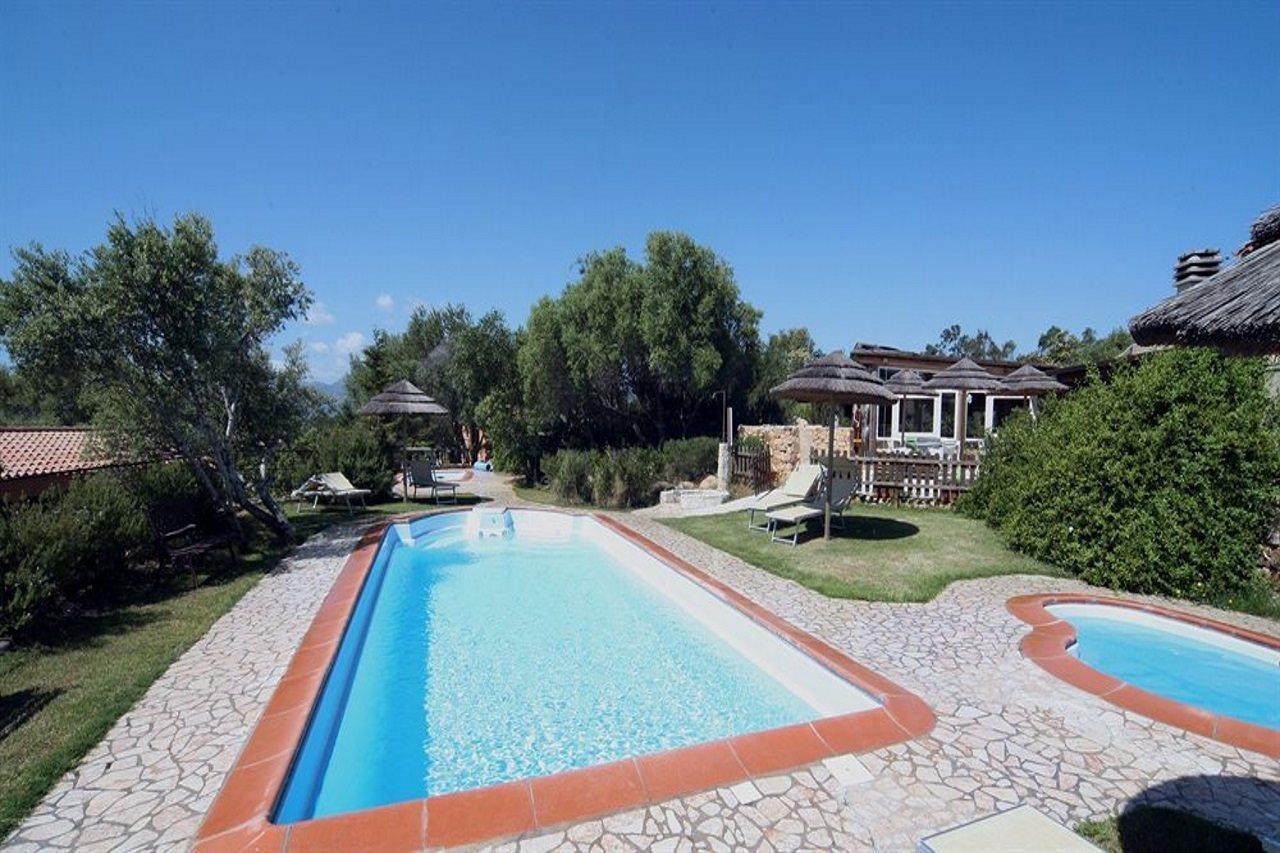 Residence Baia Salinedda Capo Coda Cavallo Eksteriør billede