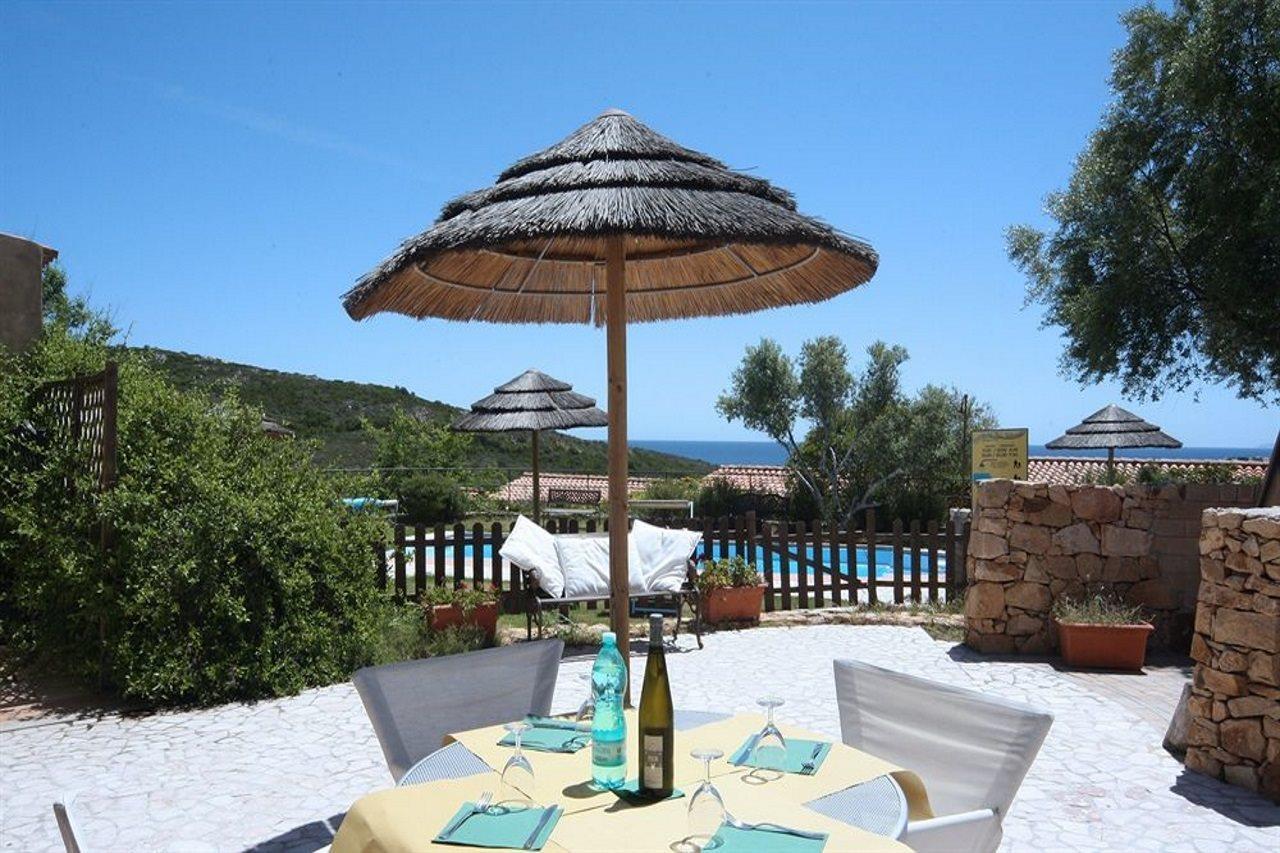 Residence Baia Salinedda Capo Coda Cavallo Eksteriør billede