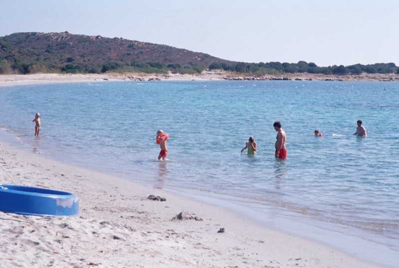 Residence Baia Salinedda Capo Coda Cavallo Eksteriør billede